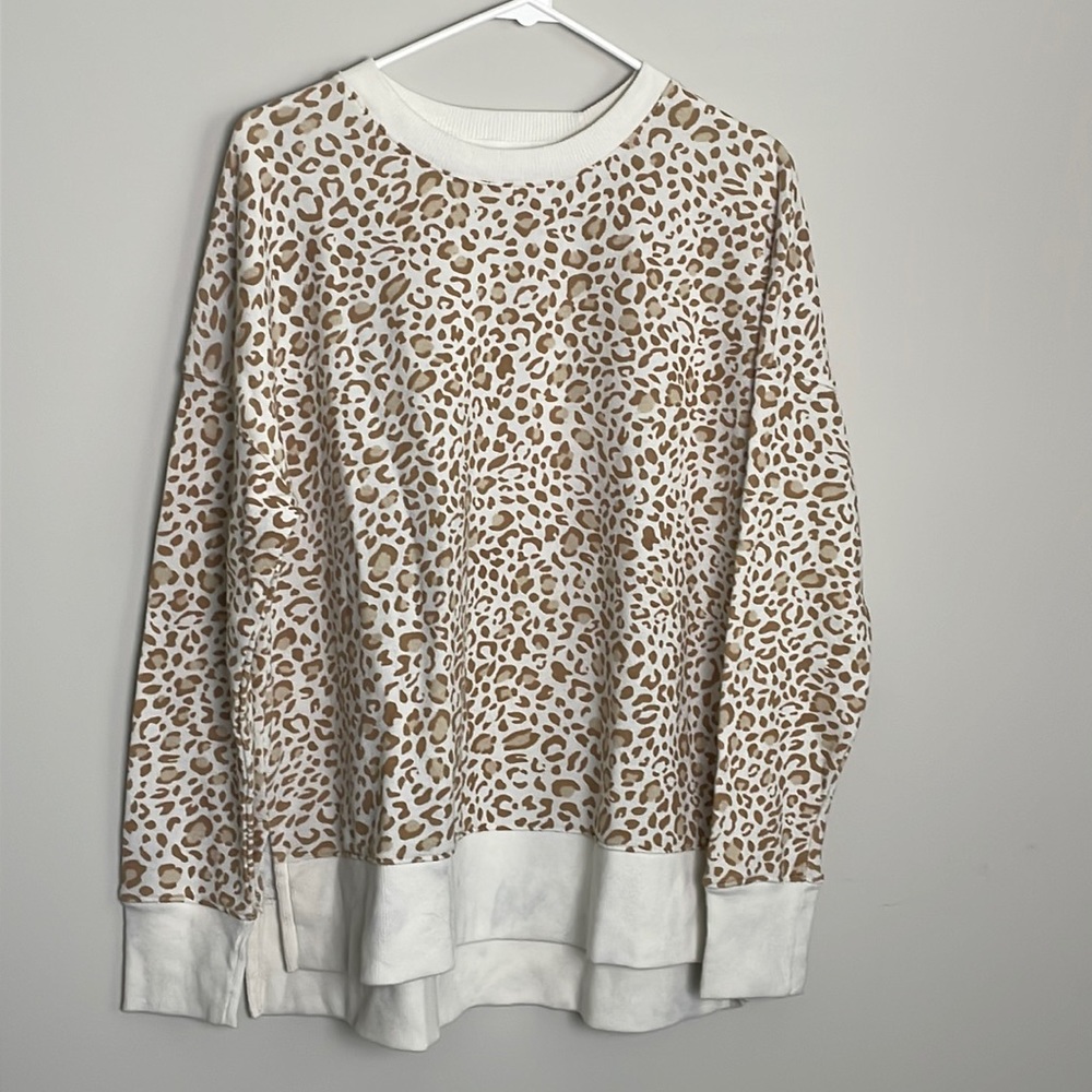 Time and Tru tan Leopard print white trim -pullover sweat shirt- Large